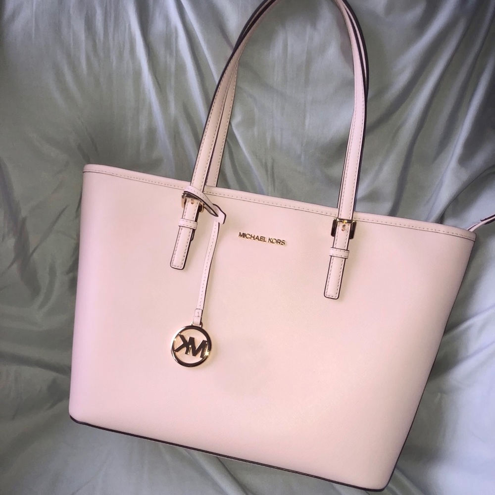 🆕💗Michael Kors Purse